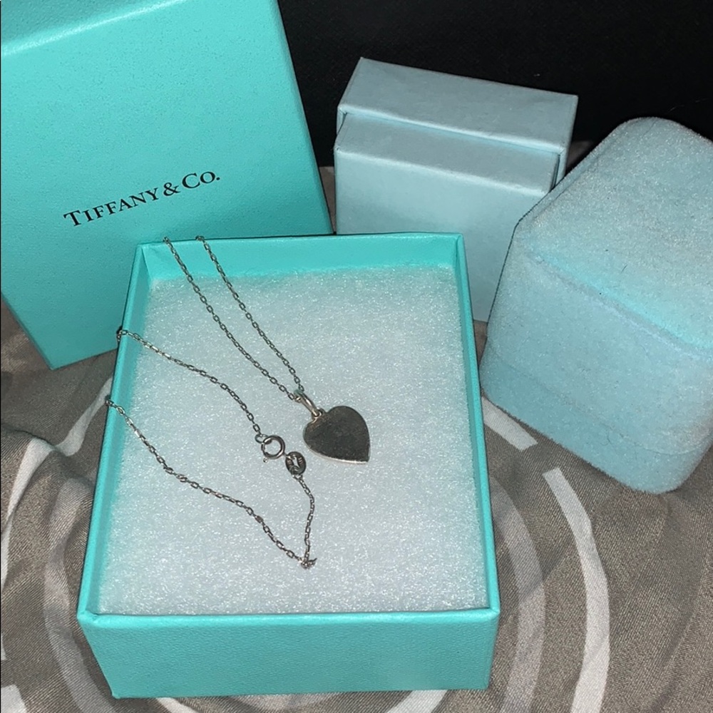 ✨Tiffany & Co S925 Sterling Silver 💜 Necklace✨